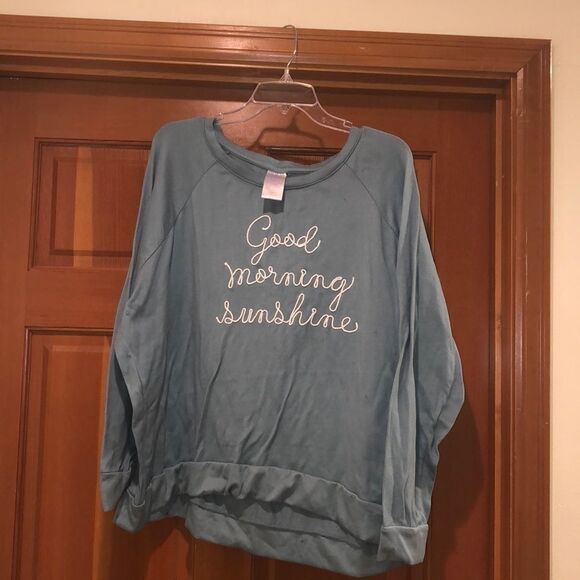 Tops - 3/$15 Good Morning sunshine soft sweatshirt